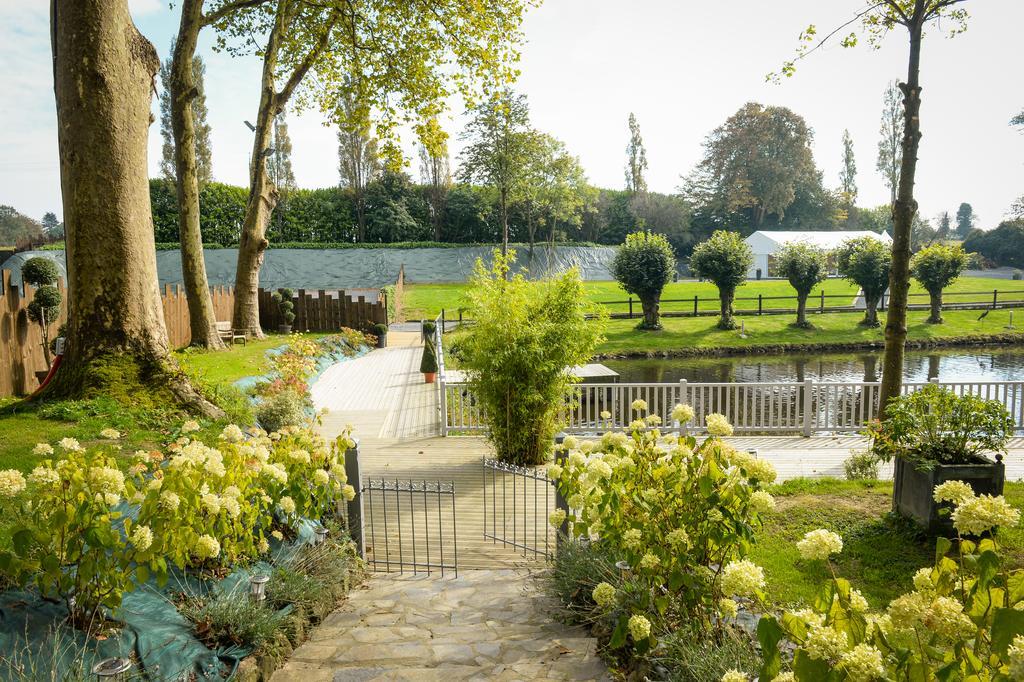 Domaine De La Palombe Pensionat Villiers-Fossard Eksteriør billede